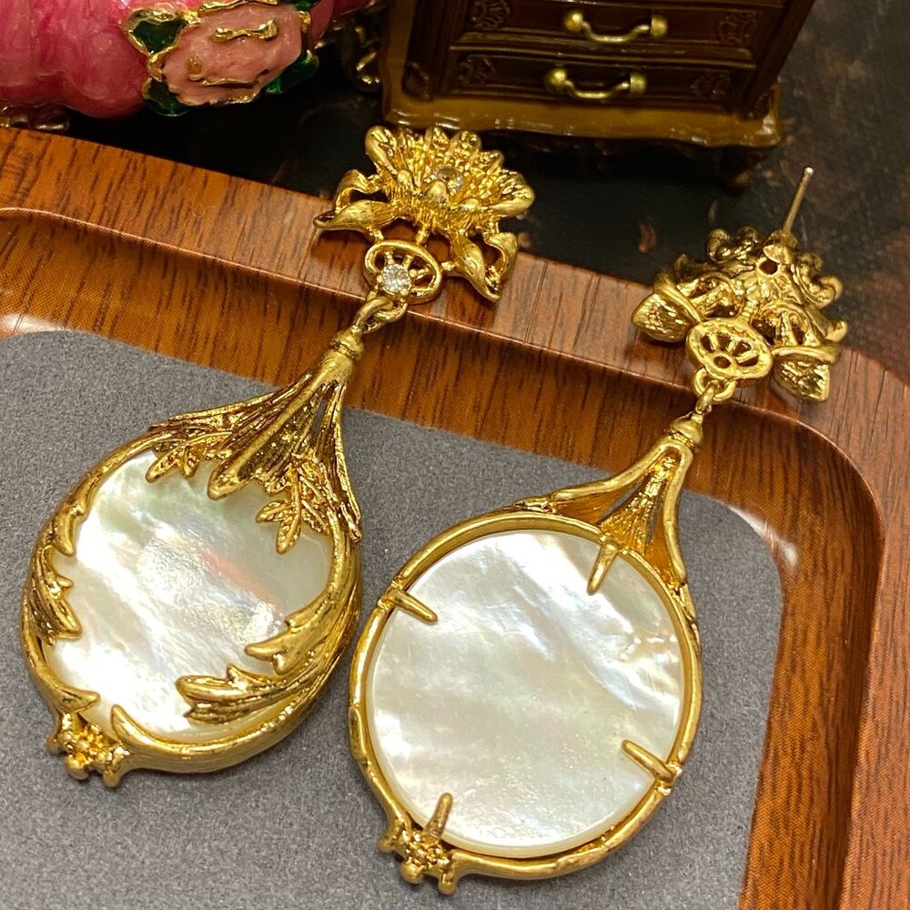 Large Round Shell Slice Victorian Earrings